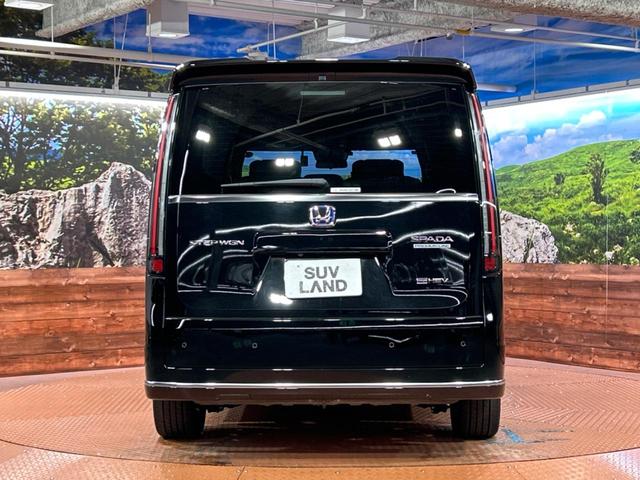 ステップワゴン ｅ：ＨＥＶスパーダ　プレミアムライン　純正１１インチナビ　ホンダセンシング　ブラインドスポットモニター　アダプティブクルーズコントロール　ＬＥＤヘッドライト　両側電動スライドドア　パワーバックドア　前席中列シートヒーター　ＥＴＣ（15枚目）