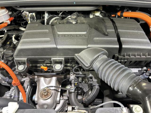 ステップワゴン ｅ：ＨＥＶスパーダ　プレミアムライン　純正１１インチナビ　ホンダセンシング　ブラインドスポットモニター　アダプティブクルーズコントロール　ＬＥＤヘッドライト　両側電動スライドドア　パワーバックドア　前席中列シートヒーター　ＥＴＣ（18枚目）