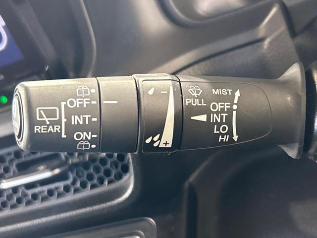 ステップワゴン ｅ：ＨＥＶスパーダ　プレミアムライン　純正１１インチナビ　ホンダセンシング　ブラインドスポットモニター　アダプティブクルーズコントロール　ＬＥＤヘッドライト　両側電動スライドドア　パワーバックドア　前席中列シートヒーター　ＥＴＣ（27枚目）