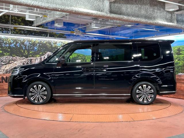 ステップワゴン ｅ：ＨＥＶスパーダ　プレミアムライン　純正１１インチナビ　ホンダセンシング　ブラインドスポットモニター　アダプティブクルーズコントロール　ＬＥＤヘッドライト　両側電動スライドドア　パワーバックドア　前席中列シートヒーター　ＥＴＣ（62枚目）