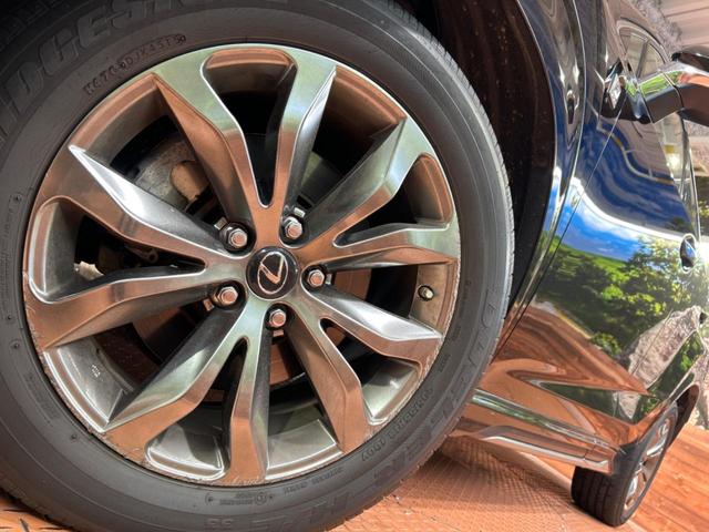 NX NX200t Fスポーツ 純正エアロ 純正SDナビ サイド・バックカメラ 禁煙車 レザーシート 前席シートエアコン コーナーセンサー スマートキー LEDヘッド ビルトインETC クルコン 純正18インチアルミ オートライト(13枚目)