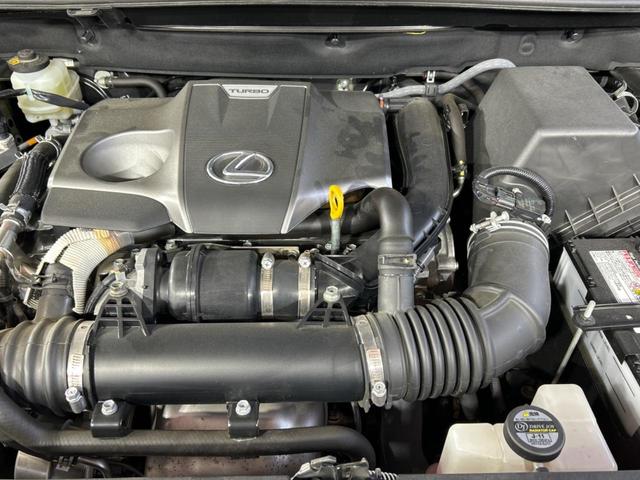 NX NX200t Fスポーツ 純正エアロ 純正SDナビ サイド・バックカメラ 禁煙車 レザーシート 前席シートエアコン コーナーセンサー スマートキー LEDヘッド ビルトインETC クルコン 純正18インチアルミ オートライト(18枚目)