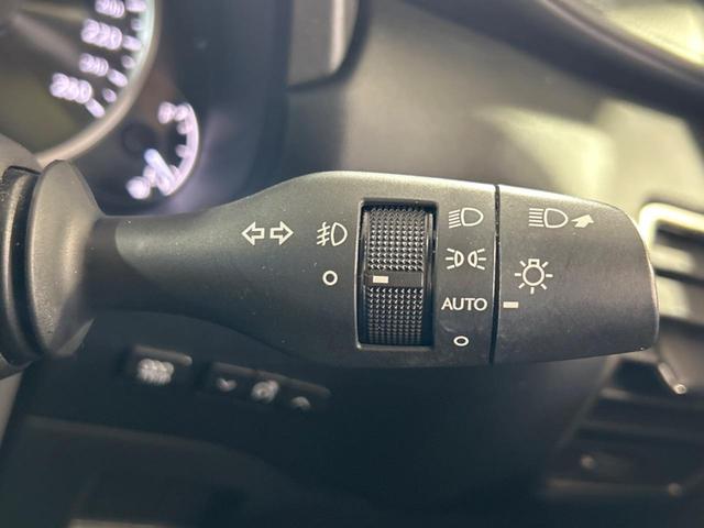 NX NX200t Iパッケージ サンルーフ 純正ナビ バックカメラ クルーズコントロール LEDヘッドライト ETC バックカメラ 純正18インチアルミホイール メモリー機能付きパワーシート フルセグ Bluetooth再生(24枚目)