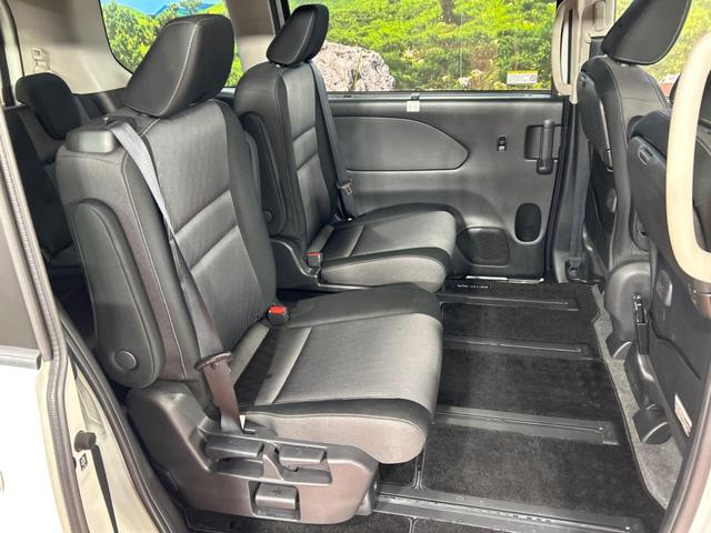 セレナ e-パワー ハイウェイスターV フリップダウンモニター 純正9インチナビ アラウンドビューモニター プロパイロット ブラインドスポットモニター 両側電動スライドドア LEDヘッドライト ETC インテリジェントルームミラー(8枚目)