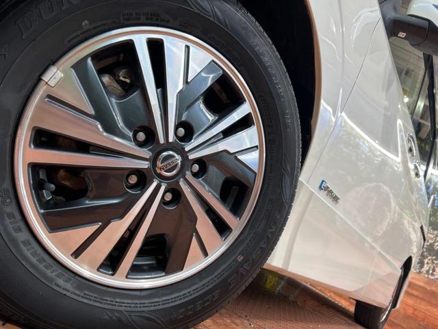 セレナ e-パワー ハイウェイスターV フリップダウンモニター 純正9インチナビ アラウンドビューモニター プロパイロット ブラインドスポットモニター 両側電動スライドドア LEDヘッドライト ETC インテリジェントルームミラー(13枚目)