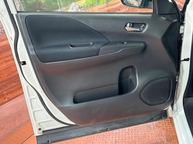 セレナ e-パワー ハイウェイスターV フリップダウンモニター 純正9インチナビ アラウンドビューモニター プロパイロット ブラインドスポットモニター 両側電動スライドドア LEDヘッドライト ETC インテリジェントルームミラー(44枚目)