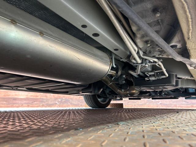 ヴェルファイア 2.5Z Gエディション サンルーフ フリップダウンモニター 純正9インチナビ バックカメラ LEDヘッドライト 両側電動スライドドア 純正18インチアルミホイール メモリー機能付きパワーシート レーダークルーズ(57枚目)