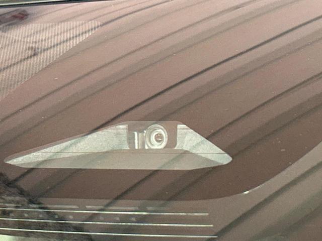 シエンタ ハイブリッドZ 両側電動スライドドア 純正10型ナビ 全周囲カメラ 100V電源 衝突被害軽減システム レーダークルーズ 禁煙車 ブラインドスポットモニター コーナーセンサー スマートキー LEDヘッド ETC2.0(5枚目)