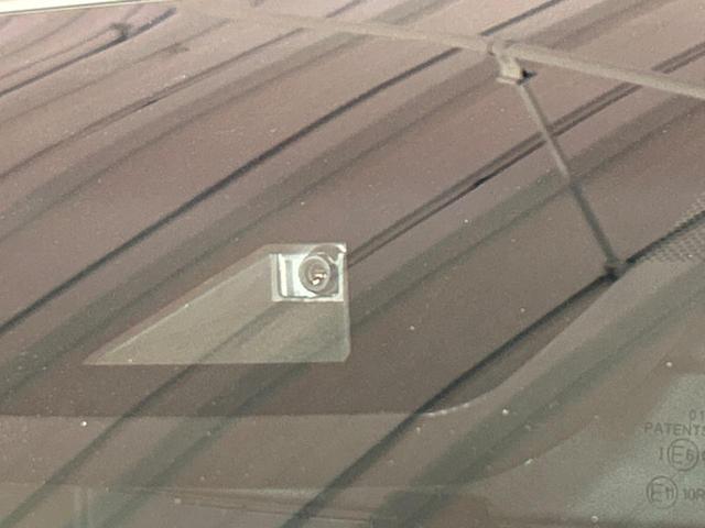 ハリアー G バックカメラ 衝突被害軽減システム 禁煙車 電動リアゲート ハーフレザーシート パワーシート コーナーセンサー スマートキー LEDヘッド ETC2.0 純正18インチアルミ オートハイビーム(5枚目)