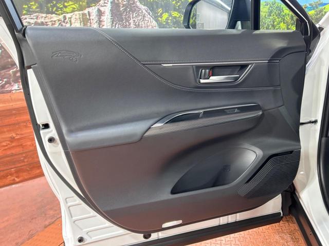 ハリアー G バックカメラ 衝突被害軽減システム 禁煙車 電動リアゲート ハーフレザーシート パワーシート コーナーセンサー スマートキー LEDヘッド ETC2.0 純正18インチアルミ オートハイビーム(60枚目)