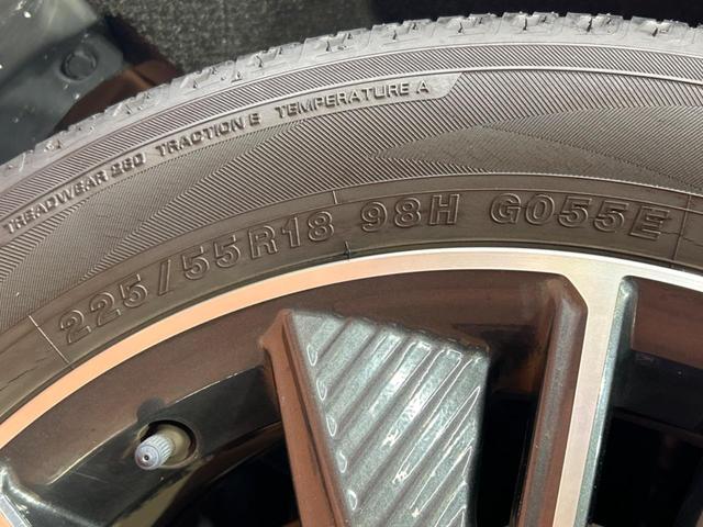 デリカD:5 アーバンギア G パワーパッケージ 4WD ターボ ディーゼル 純正10型ナビ 両側電動スライドドア 全周囲カメラ ブラインドスポットモニター 電動リアゲート 100V電源 e-Assist レーダークルーズ 禁煙車 パワーシート(26枚目)