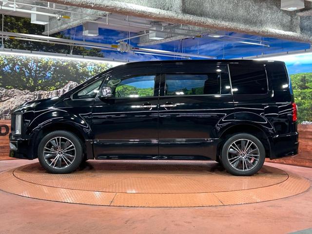 デリカD:5 アーバンギア G パワーパッケージ 4WD ターボ ディーゼル 純正10型ナビ 両側電動スライドドア 全周囲カメラ ブラインドスポットモニター 電動リアゲート 100V電源 e-Assist レーダークルーズ 禁煙車 パワーシート(29枚目)