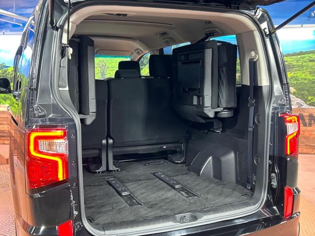 デリカD:5 アーバンギア G パワーパッケージ 4WD ターボ ディーゼル 純正10型ナビ 両側電動スライドドア 全周囲カメラ ブラインドスポットモニター 電動リアゲート 100V電源 e-Assist レーダークルーズ 禁煙車 パワーシート(56枚目)