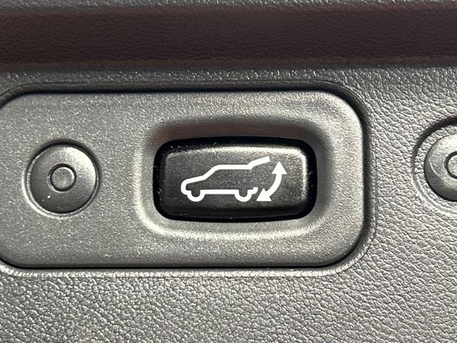 デリカD:5 アーバンギア G パワーパッケージ 4WD ターボ ディーゼル 純正10型ナビ 両側電動スライドドア 全周囲カメラ ブラインドスポットモニター 電動リアゲート 100V電源 e-Assist レーダークルーズ 禁煙車 パワーシート(57枚目)