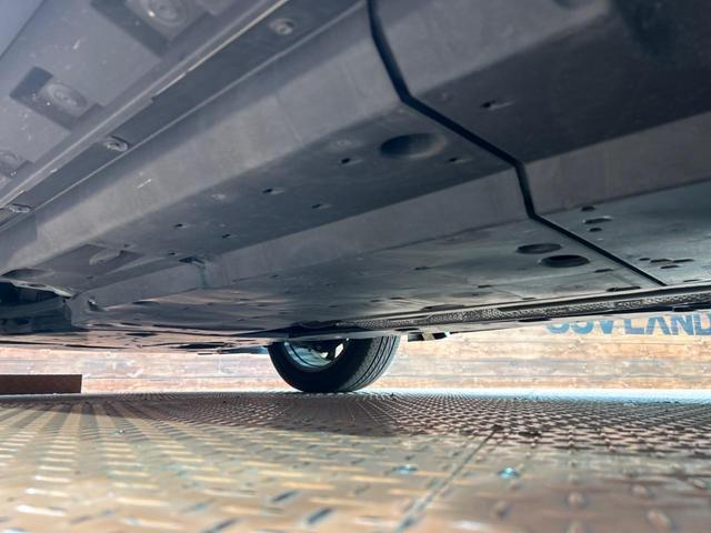 ハリアー Z レザーパッケージ ガラスルーフ モデリスタエアロ JBL 純正10型ナビ 全周囲カメラ JBLサウンド 衝突被害軽減装置 レーダークルーズ 禁煙車 電動リアゲート ブラインドスポットモニター ドラレコ ETC2.0(22枚目)