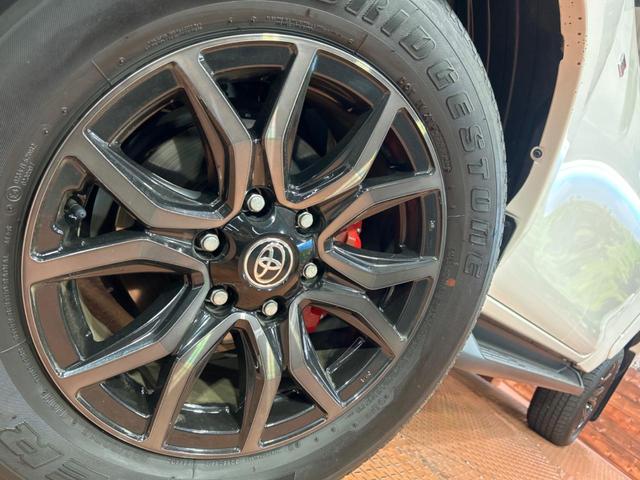 ハイラックス Z GRスポーツ 純正8インチナビ付ディスプレイオーディオ 全周囲カメラ プリクラッシュセーフティシステム レーダークルーズ LEDヘッドライト アイドリングストップ スマートキー ダウンヒルアシストコントロール(13枚目)