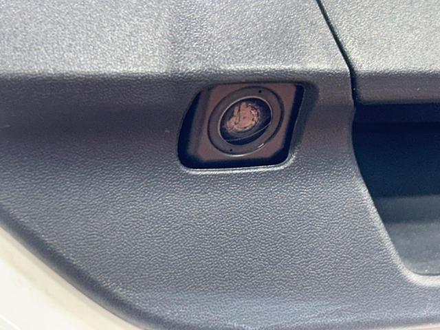 ハイラックス Z GRスポーツ 純正8インチナビ付ディスプレイオーディオ 全周囲カメラ プリクラッシュセーフティシステム レーダークルーズ LEDヘッドライト アイドリングストップ スマートキー ダウンヒルアシストコントロール(51枚目)