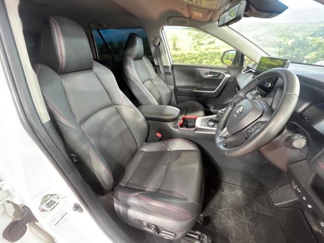 RAV4 アドベンチャー オフロードパッケージII 純正10.5インチディスプレイオーディオ デジタルインナーミラー ドラレコ 全周囲カメラ トヨタセーフティセンス 禁煙車 レーダークルーズ ブラインドスポットモニター シートベンチレーション ETC(8枚目)
