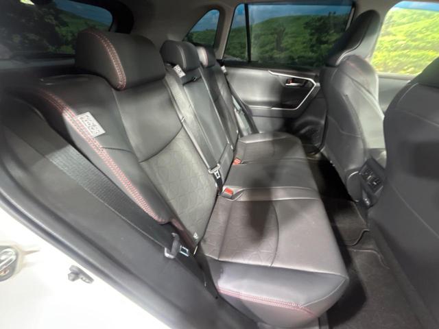 RAV4 アドベンチャー オフロードパッケージII 純正10.5インチディスプレイオーディオ デジタルインナーミラー ドラレコ 全周囲カメラ トヨタセーフティセンス 禁煙車 レーダークルーズ ブラインドスポットモニター シートベンチレーション ETC(9枚目)