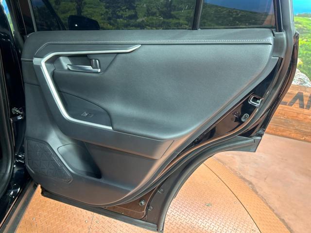 RAV4 G Zパッケージ トヨタセーフティセンス 純正10.5インチディスプレイオーディオ 全周囲カメラ レーダークルーズ ブラインドスポットモニター 禁煙車 パワーバックドア LEDヘッドライト シートベンチレーション(52枚目)