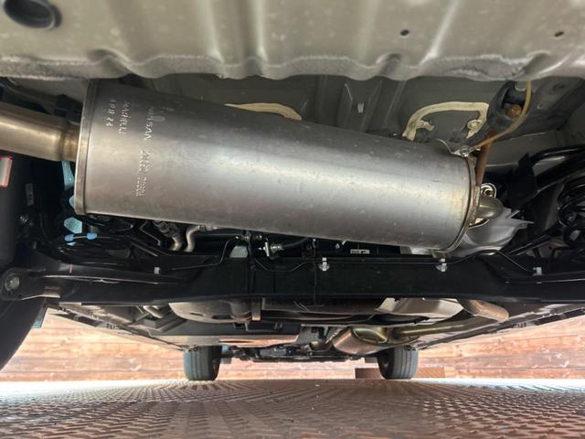 セレナ e-パワー オーテック ディーラーオプション9インチナビ 禁煙車 両側電動スライドドア アラウンドビューモニター フリップダウンモニター プロパイロット ステアリングヒーター インテリジェントルームミラー ETC2.0(19枚目)