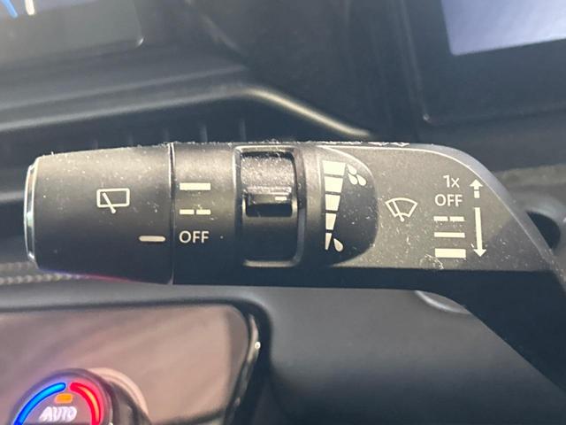 セレナ e-パワー オーテック ディーラーオプション9インチナビ 禁煙車 両側電動スライドドア アラウンドビューモニター フリップダウンモニター プロパイロット ステアリングヒーター インテリジェントルームミラー ETC2.0(33枚目)