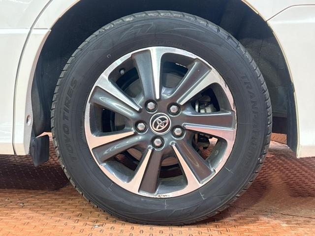 ヴォクシー ZS 煌III 純正9インチナビ トヨタセーフティセンス 禁煙車 クルーズコントロール LEDヘッドライト 両側電動スライドドア フルセグ Bluetooth ETC ドライブレコーダー アイドリングストップ(21枚目)