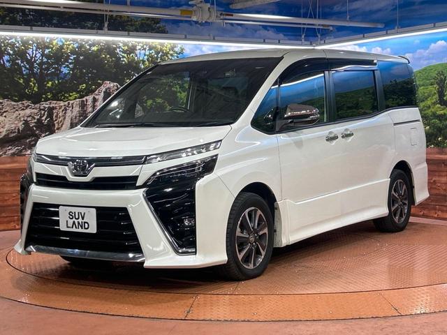 ヴォクシー ZS 煌III 純正9インチナビ トヨタセーフティセンス 禁煙車 クルーズコントロール LEDヘッドライト 両側電動スライドドア フルセグ Bluetooth ETC ドライブレコーダー アイドリングストップ(29枚目)