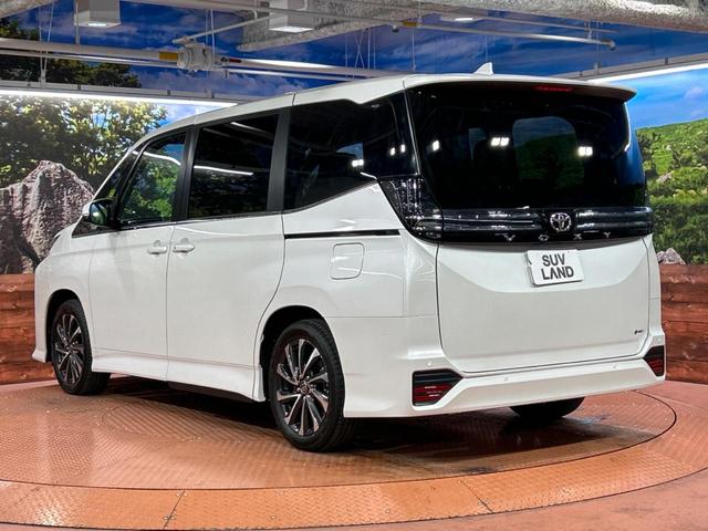 ヴォクシー ハイブリッドS-Z 登録済未使用車 両側電動ドア 全周囲カメラ 衝突被害軽減システム レーダークルーズ 電動リアゲート ハーフレザーシート コーナーセンサー スマートキー LEDヘッド ETC2.0(23枚目)