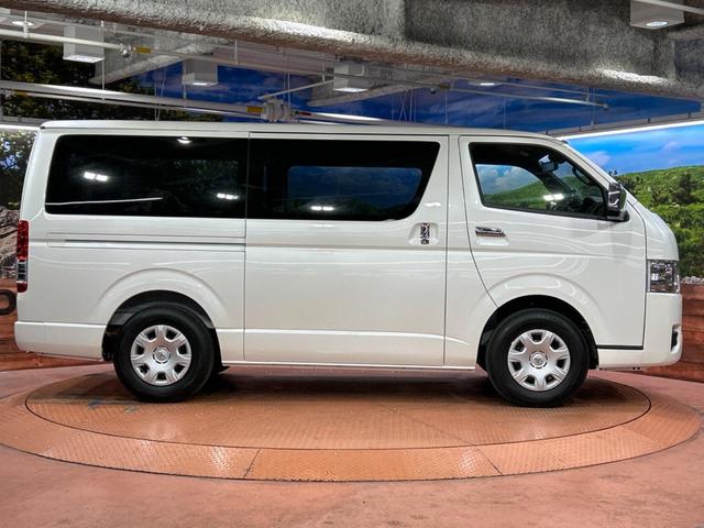 ハイエースバン ロングスーパーＧＬ　ダークプライムＳ　禁煙車　両側パワースライドドア　１００Ｖ電源　衝突被軽減装置　ハーフレザーシート　デジタルインナーミラ　コーナーセンサー　スマートキー　ＬＥＤヘッド　オートハイビーム　車線逸脱警報（50枚目）