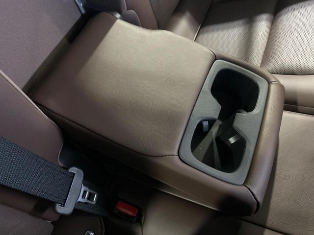 ランドクルーザー２５０ ＺＸ　禁煙車　サンルーフ　純正１２インチナビ　パノラマティックビューモニター　ＪＢＬサウンド　トヨタセーフティセンス　レーダークルーズ　電動リアゲート　デジタルインナーミラー　ドラレコ　三眼ＬＥＤヘッド（58枚目）