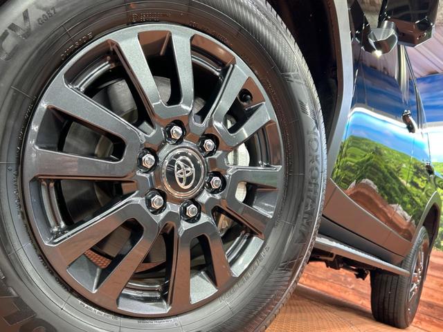 ランドクルーザー250 GX 禁煙車 4WD ディーゼル(軽油) 全周囲カメラ 衝突被害軽減システム レーダークルーズ ドラレコ コーナーセンサー スマートキー LEDヘッド ビルトインETC 純正18インチアルミ(13枚目)