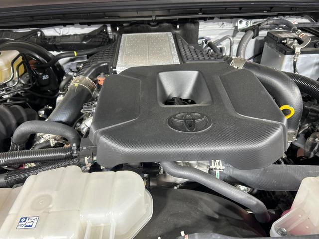 ランドクルーザー250 VX 禁煙車 サンルーフ JBLサウンドシステム付き純正12.3インチナビ パノラミックビューモニター レーダークルーズコントロール ブラインドスポットモニター センターデフロック パワーバックドア(18枚目)