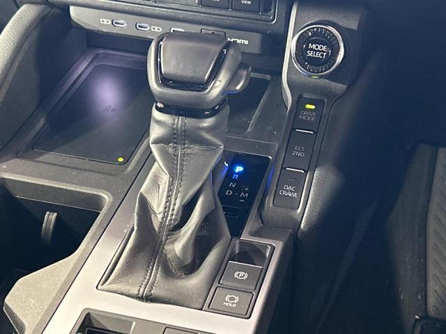 ランドクルーザー250 VX 禁煙車 サンルーフ JBLサウンドシステム付き純正12.3インチナビ パノラミックビューモニター レーダークルーズコントロール ブラインドスポットモニター センターデフロック パワーバックドア(35枚目)