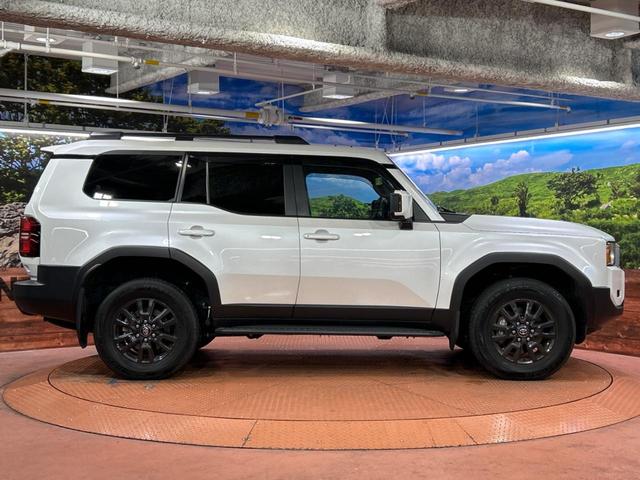 ランドクルーザー250 VX 禁煙車 サンルーフ JBLサウンドシステム付き純正12.3インチナビ パノラミックビューモニター レーダークルーズコントロール ブラインドスポットモニター センターデフロック パワーバックドア(70枚目)