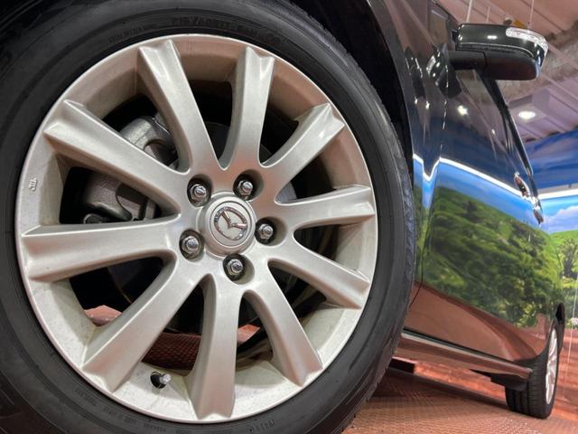 ＭＰＶ ２３Ｓ　禁煙車　両側電動スライドドア　純正ナビ　バックカメラ　スマートキー　ＨＩＤヘッド　ビルトインＥＴＣ　純正１７インチアルミ　オートライト　デュアルエアコン　リアエアコン　Ｂｌｕｅｔｏｏｔｈ（14枚目）