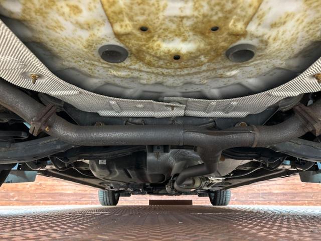 ＭＰＶ ２３Ｓ　禁煙車　両側電動スライドドア　純正ナビ　バックカメラ　スマートキー　ＨＩＤヘッド　ビルトインＥＴＣ　純正１７インチアルミ　オートライト　デュアルエアコン　リアエアコン　Ｂｌｕｅｔｏｏｔｈ（19枚目）