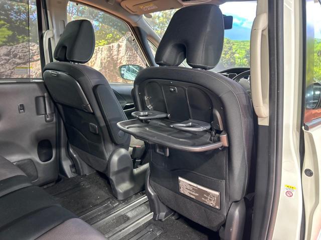 セレナ ハイウェイスターＧ　禁煙車　純正ナビ　全周囲カメラ　ハンズフリー機能付両側パワースライドドア　エマージェンシーブレーキ　プロパイロット　純正１６インチアルミ　ＬＥＤヘッド　ｂｌｕｅｔｏｏｔｈ接続可能　スマートキー　ＥＴＣ（38枚目）