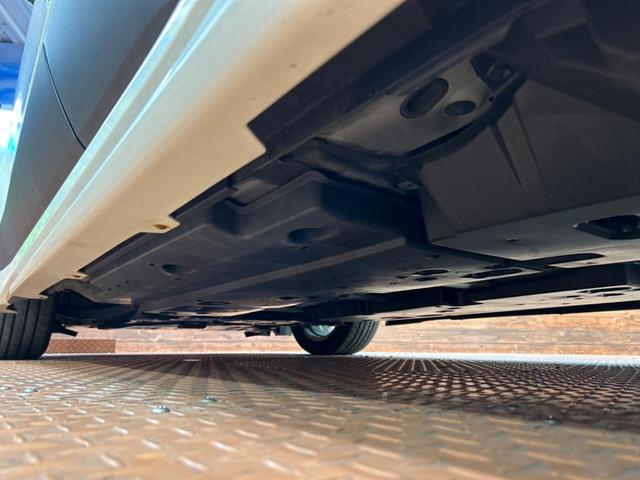 Ｃ－ＨＲ Ｇ　ＬＥＤエディション　禁煙車　モデリスタ　ＢＩＧＸ９型ナビ　バックカメラ　トヨタセーフティセンス　ブラインドスポットモニター　レーダークルーズ　前席シートヒーター　ＬＥＤヘッド　純正１８インチアルミ　ドラレコ　ＥＴＣ（23枚目）