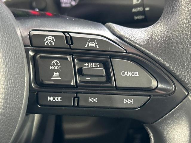 シエンタ ハイブリッドＸ　登録済み未使用車　トヨタセーフティセンス　レーダークルーズ　ＬＥＤヘッド　パワースライドドア　オートエアコン　スマートキー　横滑り防止装置　車線逸脱防止装置　オートハイビーム　パワーウインドウ（4枚目）