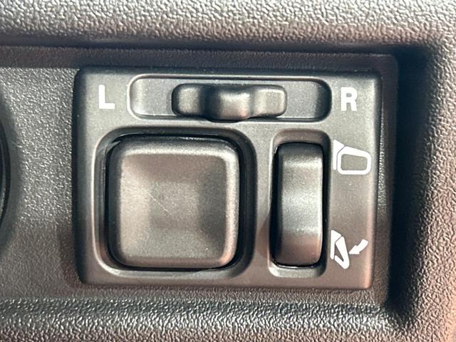 ジムニーノマド ＦＣ　登録済み未使用車　４ＷＤ　セーフティサポート　レーダークルーズ　前席シートヒーター　コーナーセンサー　スマートキー　ヒルディセントコントロール　ＬＥＤヘッド　純正１５インチアルミ　オートエアコン（31枚目）