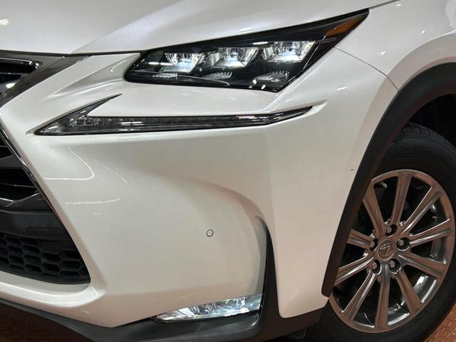 ＮＸ ＮＸ２００ｔ　Ｉパッケージ　禁煙車　ガラスルーフ　純正ＳＤナビ　バックカメラ　衝突被害軽減システム　レーダークルーズ　ドラレコ　コーナーセンサー　スマートキー　３眼ＬＥＤヘッドライト　ＥＴＣ（12枚目）