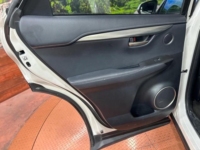 ＮＸ ＮＸ２００ｔ　Ｉパッケージ　禁煙車　ガラスルーフ　純正ＳＤナビ　バックカメラ　衝突被害軽減システム　レーダークルーズ　ドラレコ　コーナーセンサー　スマートキー　３眼ＬＥＤヘッドライト　ＥＴＣ（46枚目）