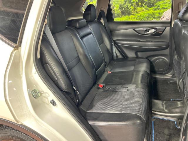 エクストレイル ２０Ｘｉ　ハイブリッド　禁煙車　純正ナビ　全周囲カメラ　衝突被害軽減システム　レーダークルーズ　パワーバックドア　デジタルインナーミラー　ブラインドスポットモニター　レーンキープコーナーセンサー　スマートキー　ＥＴＣ（9枚目）