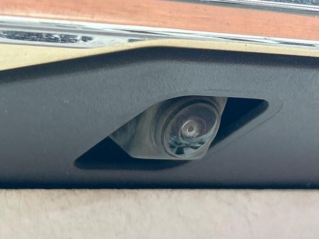 エクストレイル ２０Ｘｉ　ハイブリッド　禁煙車　純正ナビ　全周囲カメラ　衝突被害軽減システム　レーダークルーズ　パワーバックドア　デジタルインナーミラー　ブラインドスポットモニター　レーンキープコーナーセンサー　スマートキー　ＥＴＣ（37枚目）