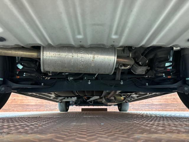 セレナ ｅ－パワー　ハイウェイスターＶ　禁煙車　両側電動スライドドア　純正１０型ナビ　全周囲カメラ　衝突被害軽減システム　レーダークルーズ　ＥＴＣ　ドラレコ　ブラインドスポットモニター　コーナーセンサー　デジタルインナーミラー　スマートキー（19枚目）