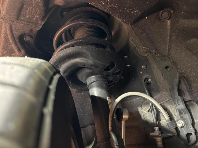 ハリアー Ｚ　レザーパッケージ　禁煙車　全周囲カメラ　ＪＢＬサウンド　衝突被害軽減システム　レーダークルーズ　電動リアゲート　前席シートエアコン　ドラレコ　コーナーセンサー　スマートキー　ＬＥＤヘッド　ＥＴＣ２．０（20枚目）