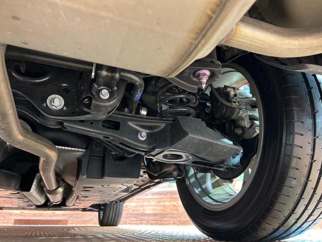 ハリアー Ｚ　レザーパッケージ　禁煙車　全周囲カメラ　ＪＢＬサウンド　衝突被害軽減システム　レーダークルーズ　電動リアゲート　前席シートエアコン　ドラレコ　コーナーセンサー　スマートキー　ＬＥＤヘッド　ＥＴＣ２．０（21枚目）