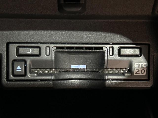 ＮＸ ＮＸ３５０ｈ　Ｆスポーツ　禁煙車　サンルーフ　全周囲カメラ　衝突被害軽減システム　レーダークルーズ　電動リアゲート　赤レザーシート　全席シートヒーター　前席シートエアコン　ドラレコ　コーナーセンサー　スマートキー　１００Ｖ電源（56枚目）