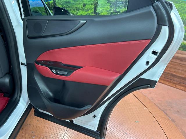 ＮＸ ＮＸ３５０ｈ　Ｆスポーツ　禁煙車　サンルーフ　全周囲カメラ　衝突被害軽減システム　レーダークルーズ　電動リアゲート　赤レザーシート　全席シートヒーター　前席シートエアコン　ドラレコ　コーナーセンサー　スマートキー　１００Ｖ電源（65枚目）